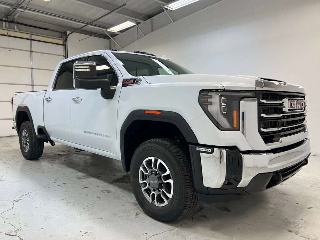 2026 GMC Sierra 2500HD SLT - Photo 7