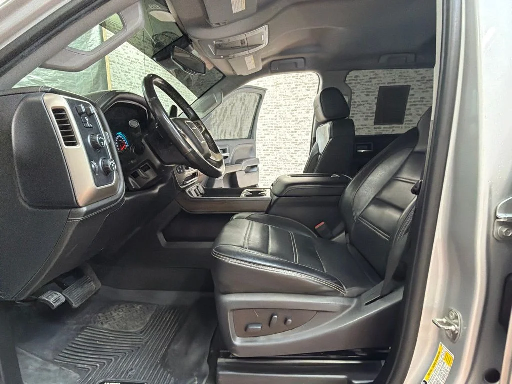 Used 2018 Quicksilver Metallic GMC Denali image 24