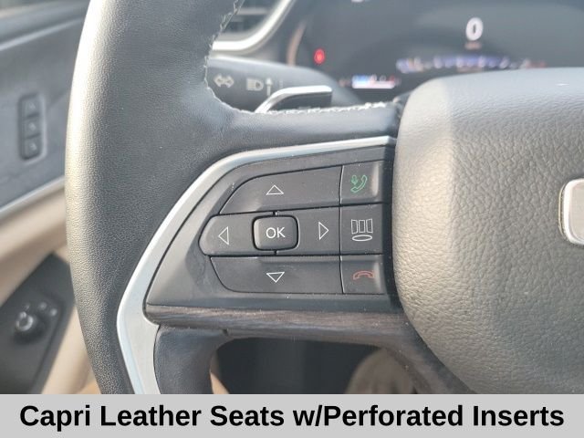 Used 2022 Velvet Jeep Limited image 15
