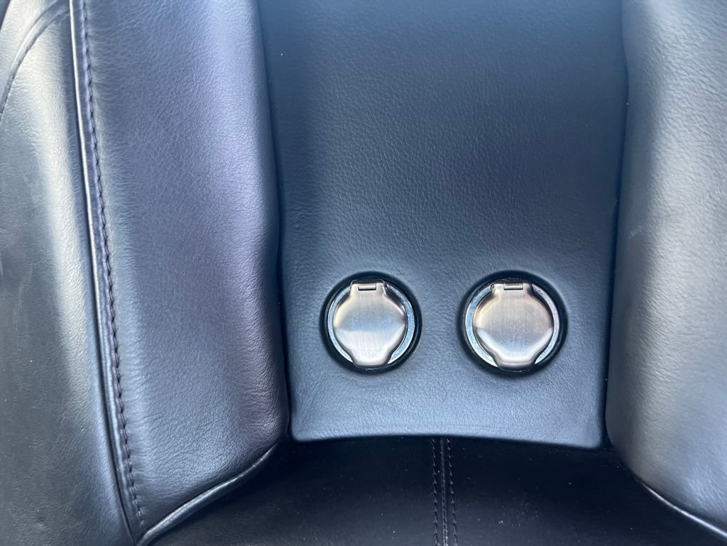 Used 2018 Gray Karma Luxury image 23