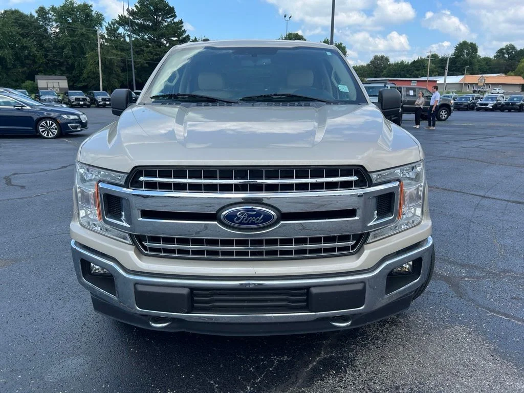 Used 2018 Gold Ford XLT image 7