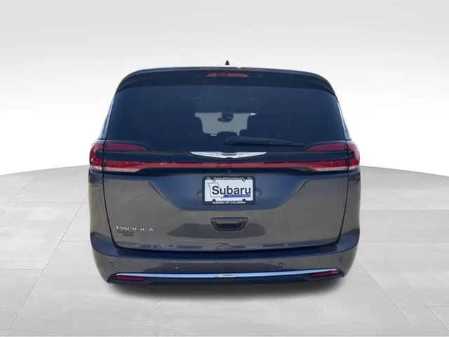 Used 2023 Gray Chrysler Touring L image 30
