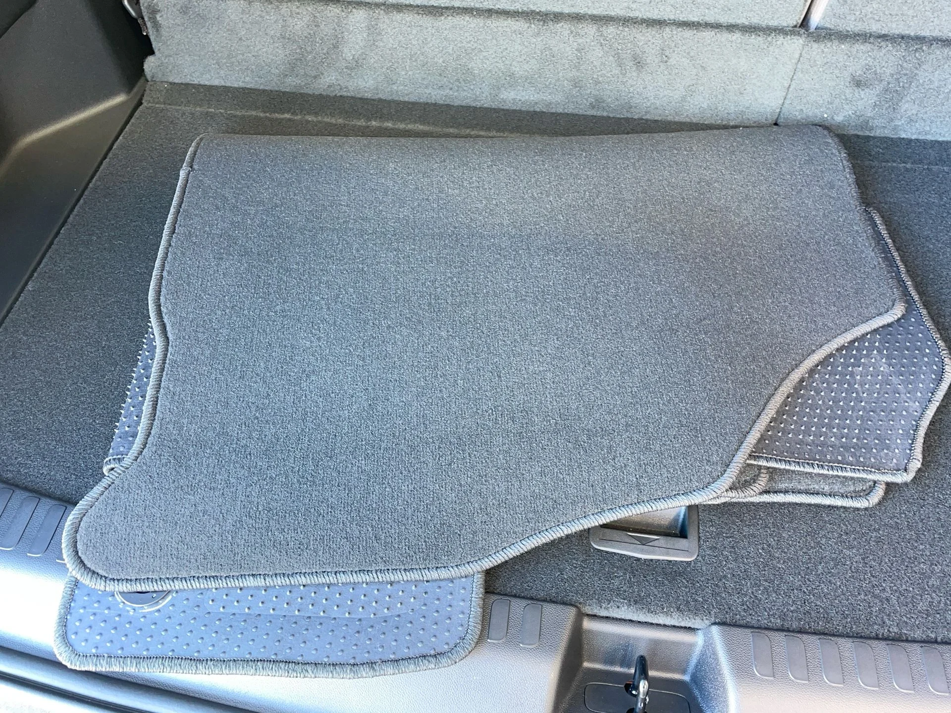 2026 GMC Acadia Elevation - Photo 59