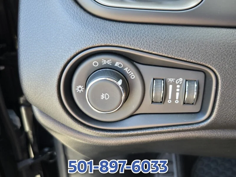 Used 2023 Black Clearcoat JEEP UPLAND 4X4 image 30