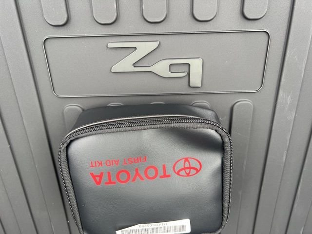New 2026 Heavy Metal <sup>1</sup> Toyota  XLE image 16