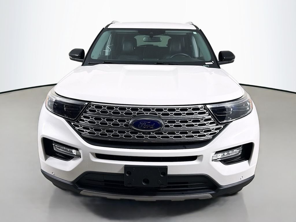 Used 2022 Star White Metallic Tri-Coat Ford Limited image 2