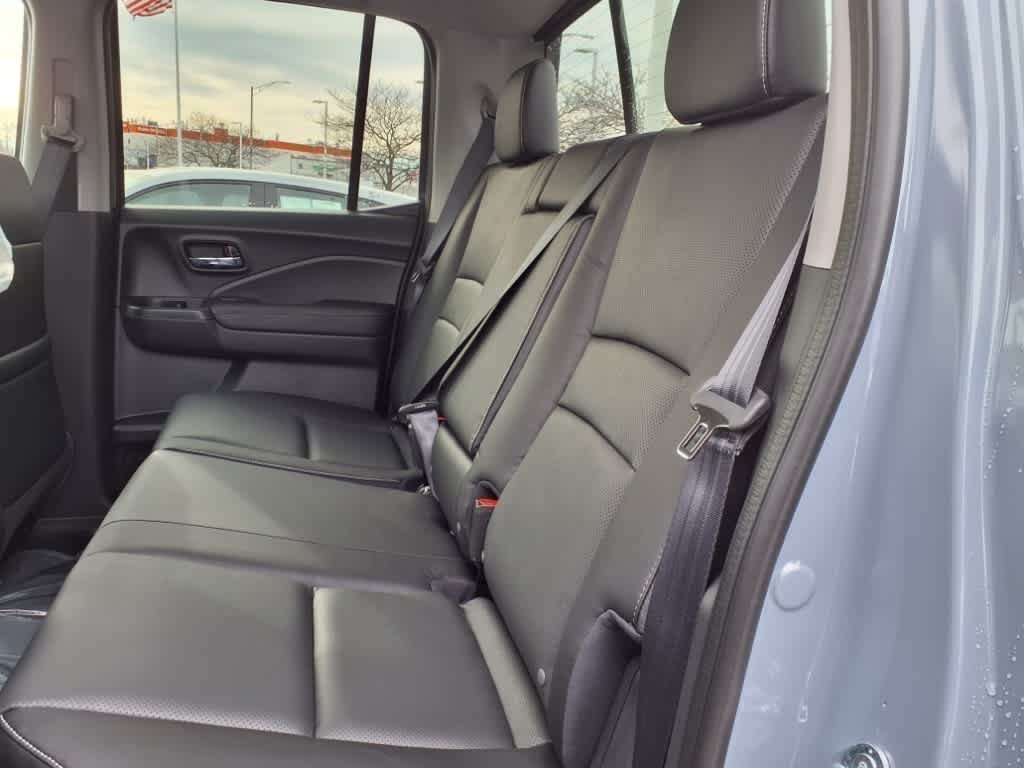 New 2026 Sonic Gray Pearl Honda RTL image 4