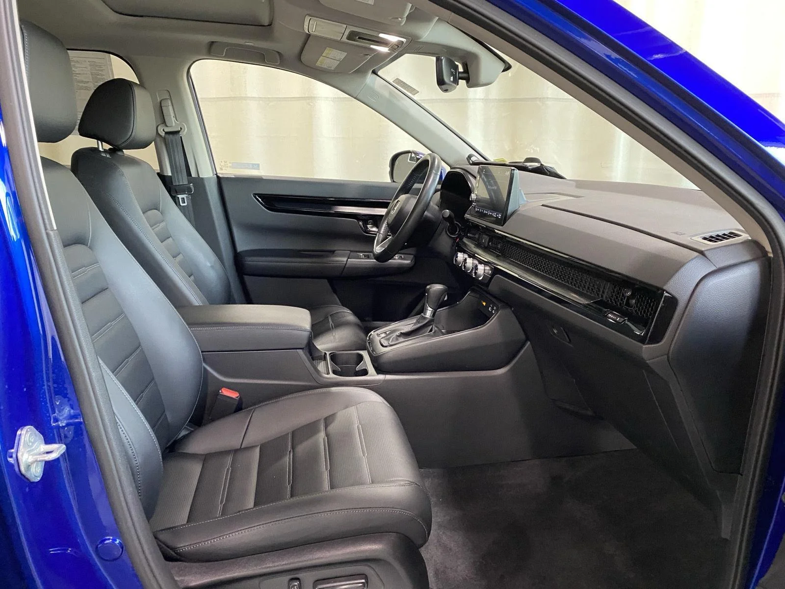 Certified Used 2024 Still Night Pearl Honda EX-L image 11