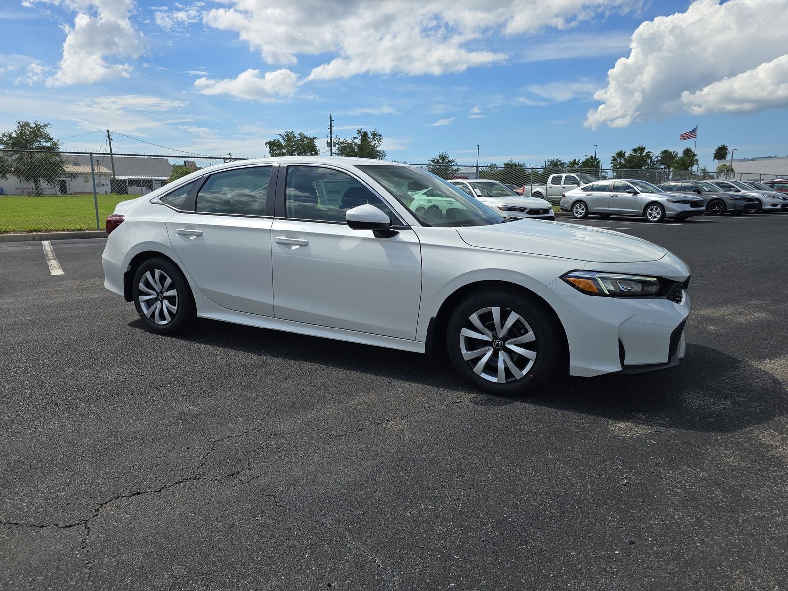New 2026 Platinum White Pearl Honda LX image 2