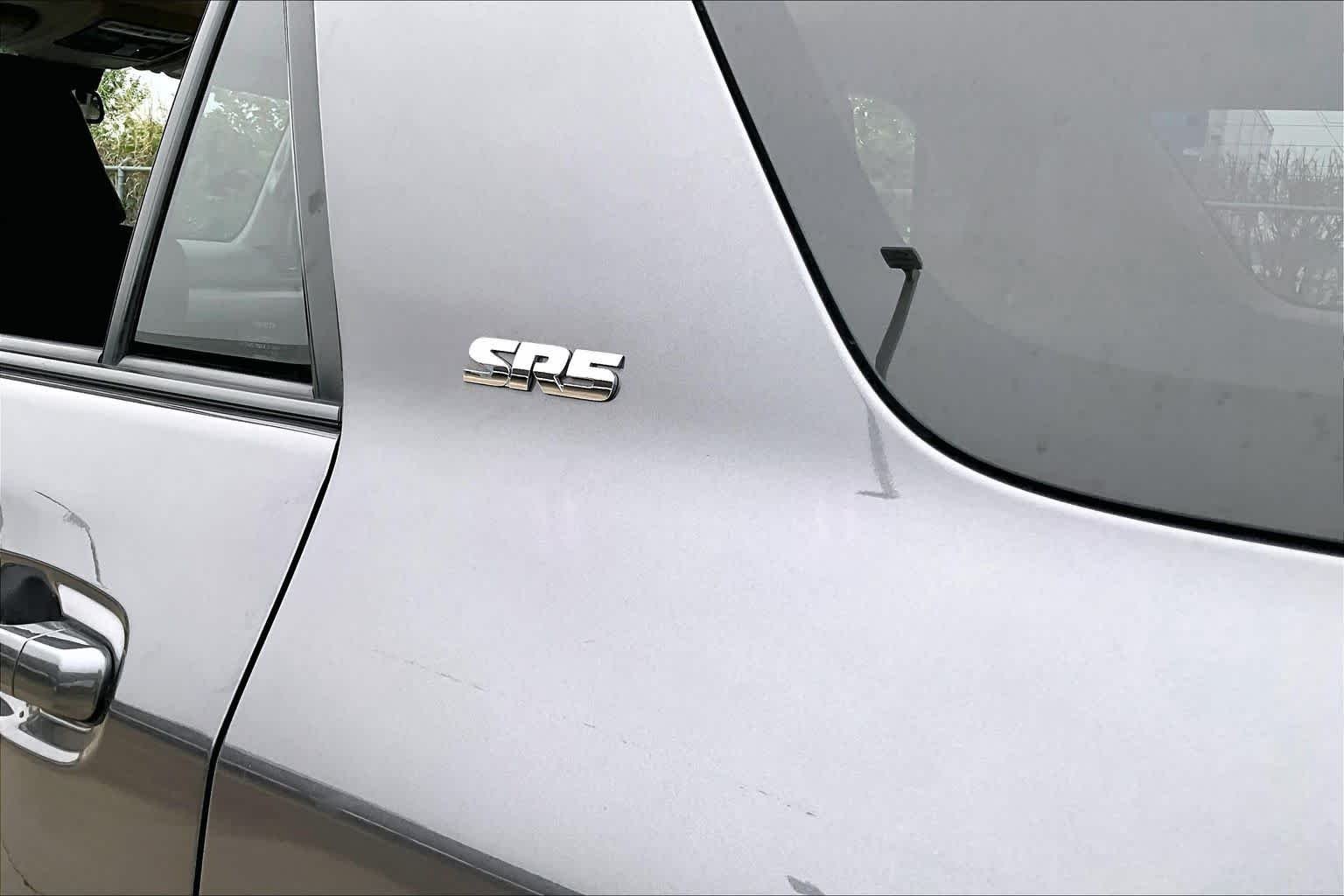 Used 2021 Magnetic Gray Metallic Toyota SR5 Premium image 29