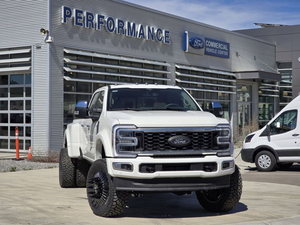 New 2026 Star White Metallic Tri-Coat Ford F-450® Platinum® image 3