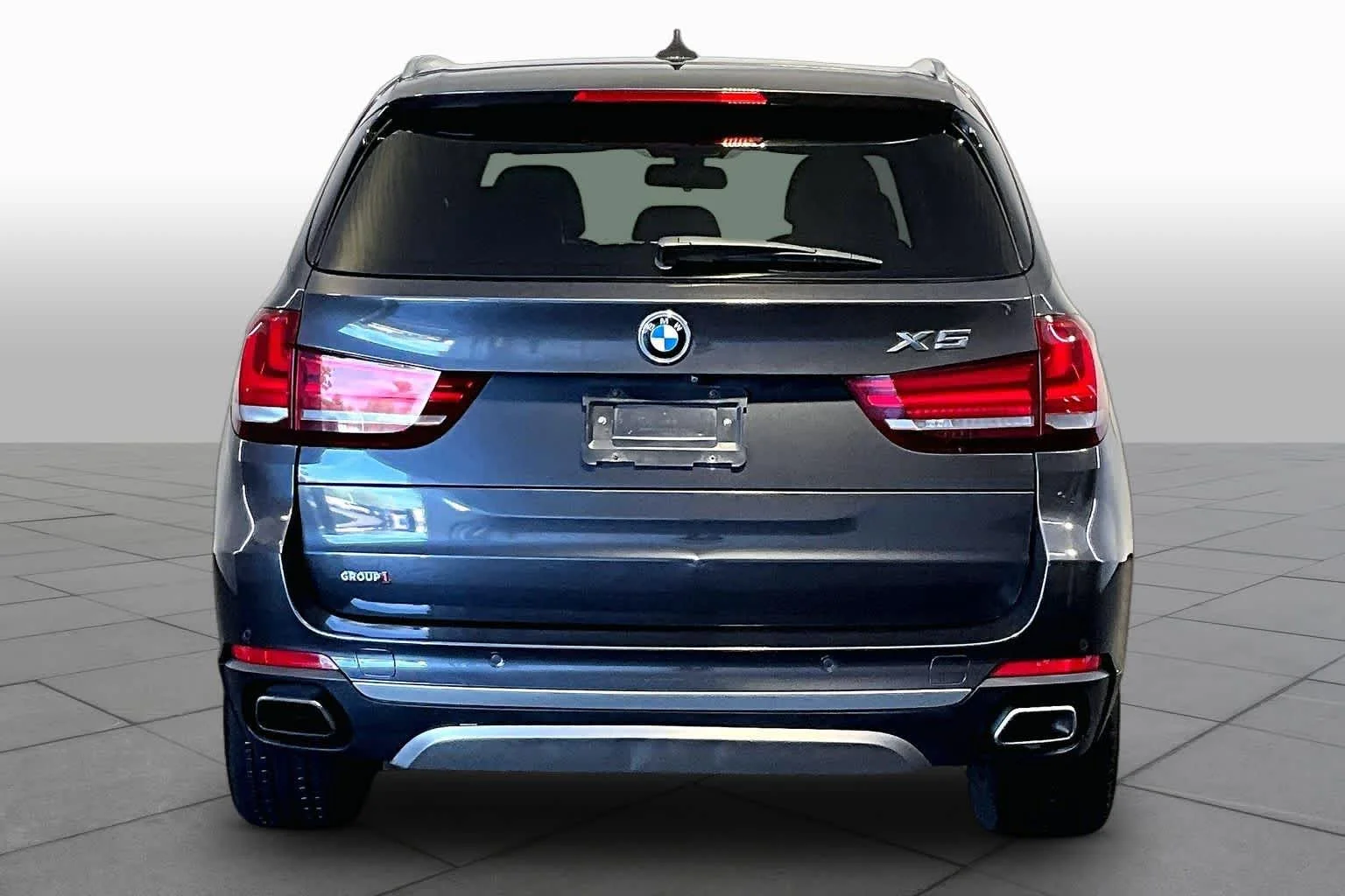 Used 2017 Dark Graphite Metallic BMW xDrive40e iPerformance image 5