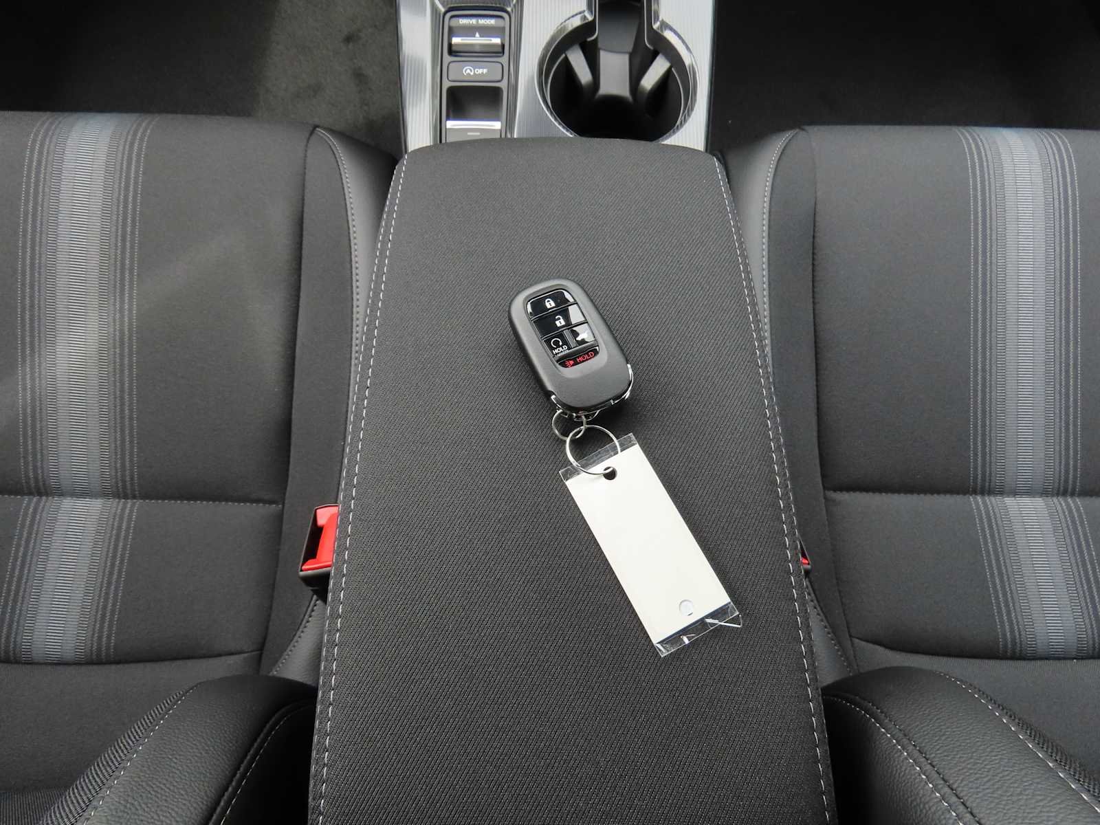 2026 Honda Civic Hatchback Sport - Photo 23