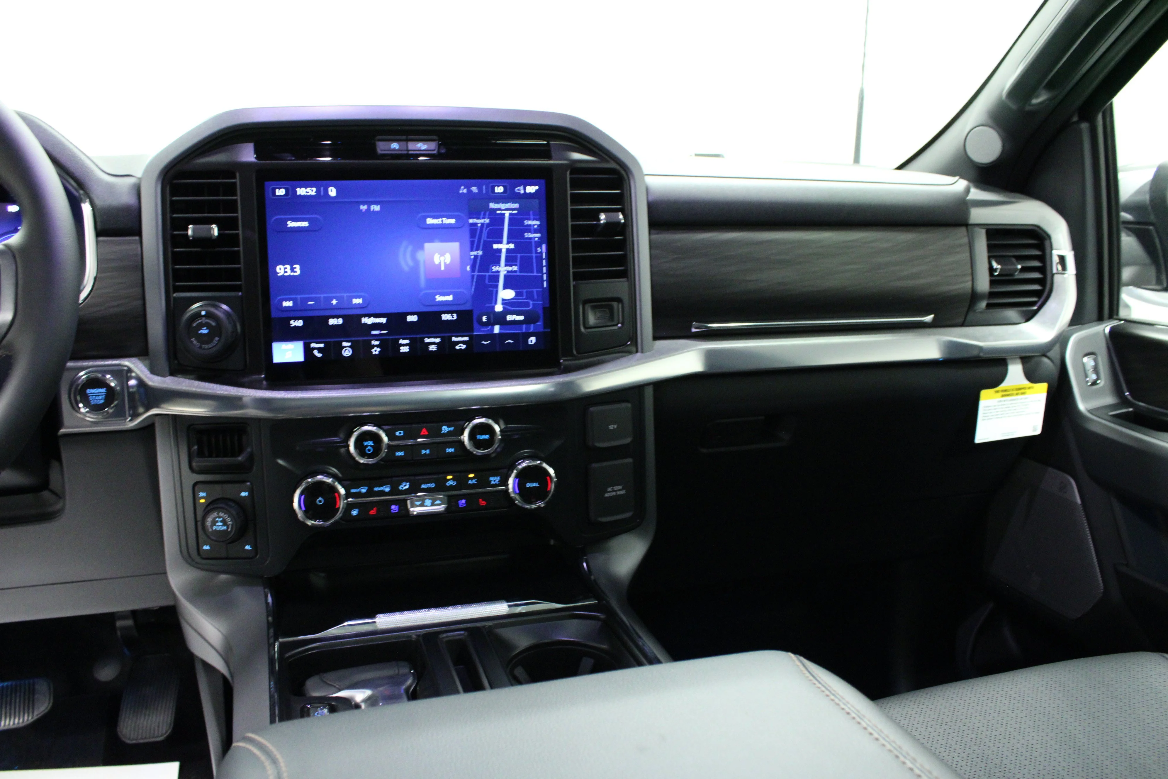 New 2026 Star White Metallic Tri-Coat Ford Lariat® image 19