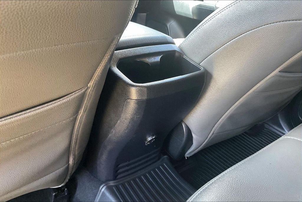 Used 2018 Gray Toyota SR5 image 33