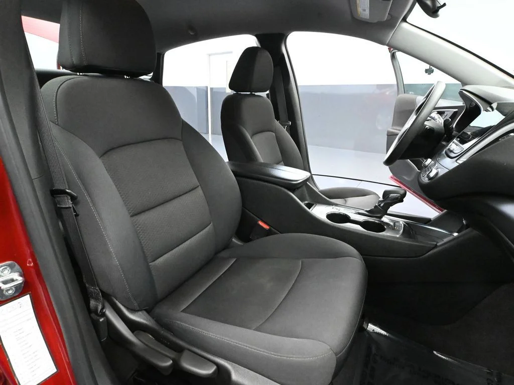 Used 2024 Red Chevrolet LT image 43