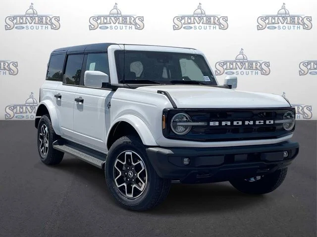 New 2026 White Ford Outer Banks image 1