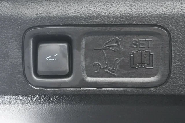 Used 2021 Iconic Silver Metallic Ford XLT image 24