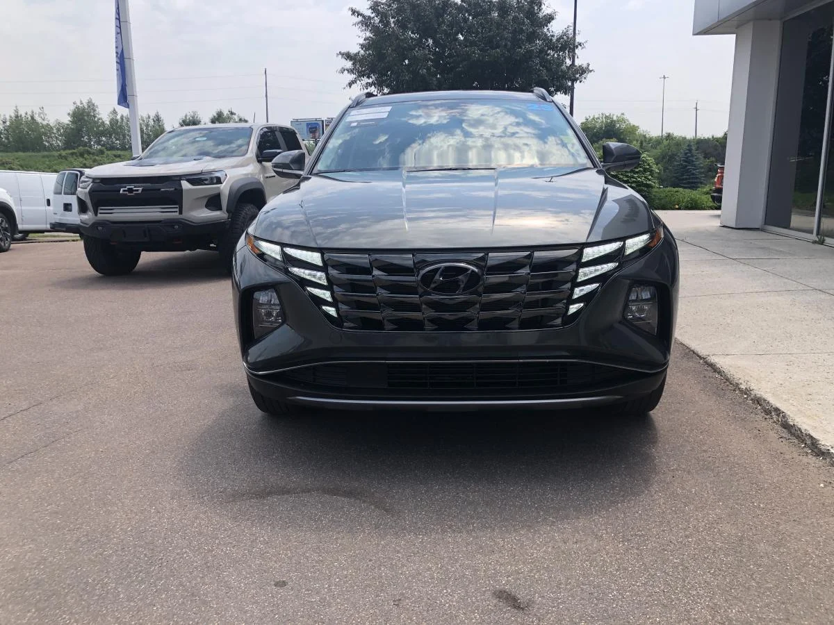 Used 2023 Grey Hyundai Preferred AWD w/Trend Package image 3
