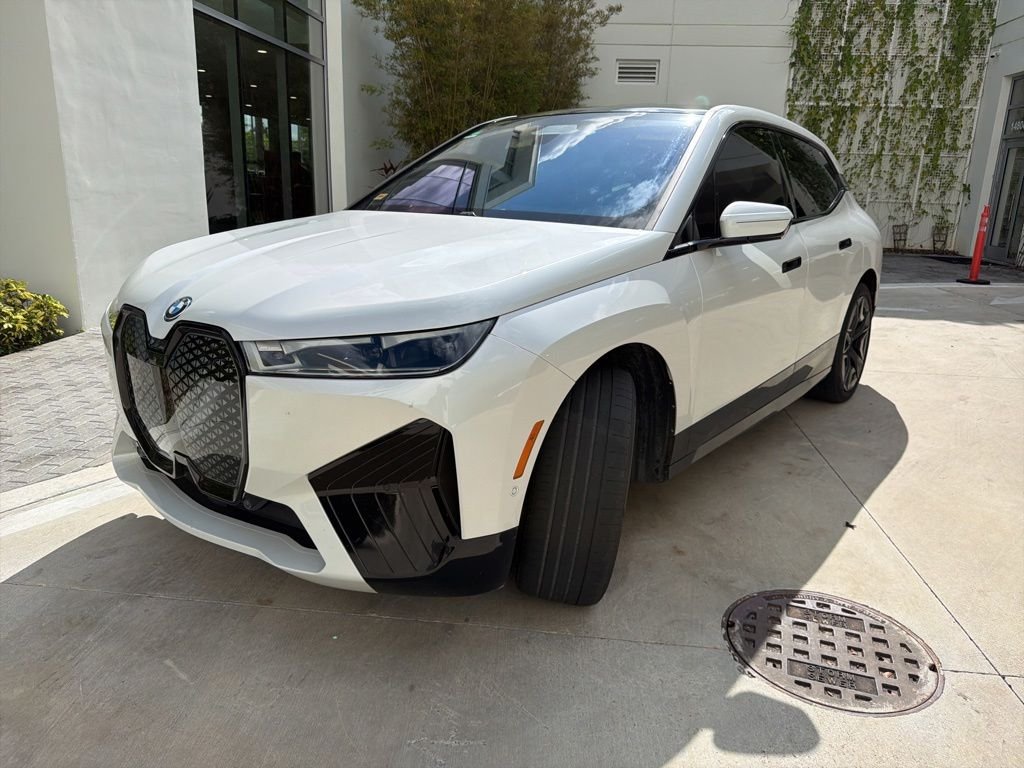 Certified Used 2024 Mineral White Metallic BMW xDrive50 image 1