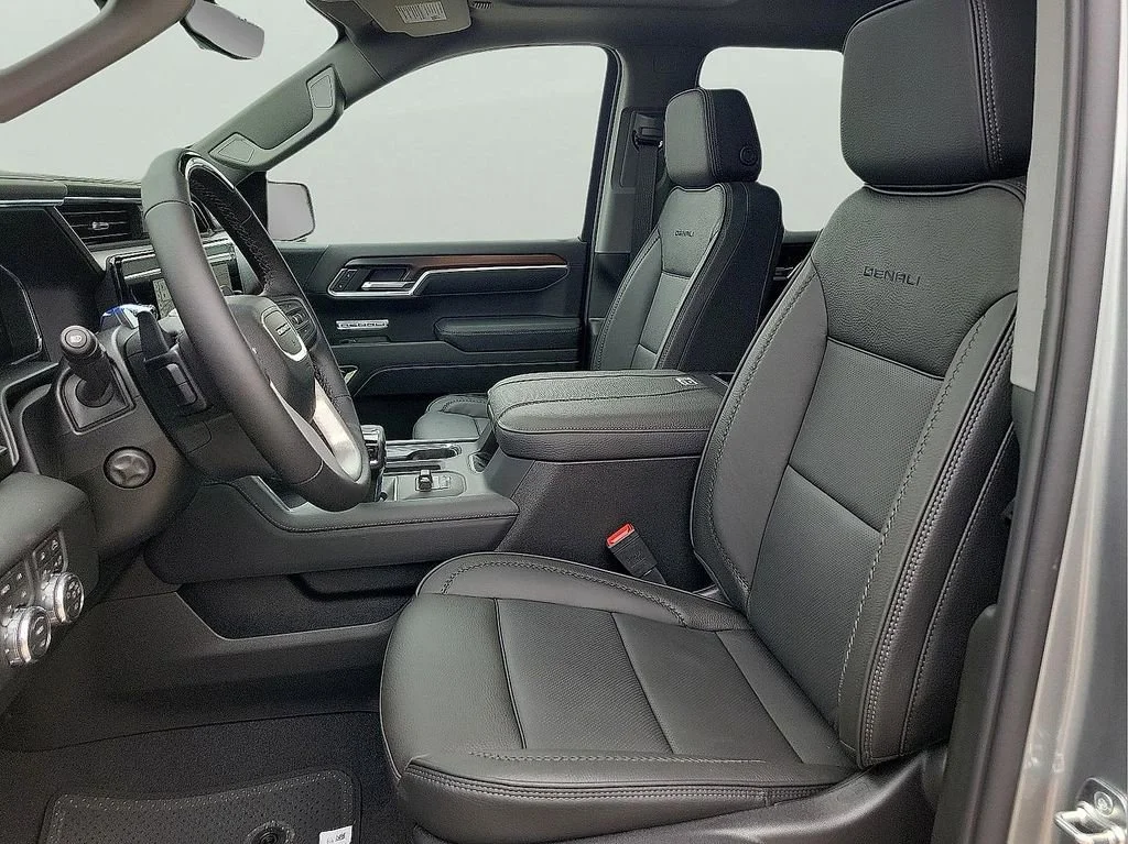 2026 GMC Sierra 1500 Denali - Photo 14