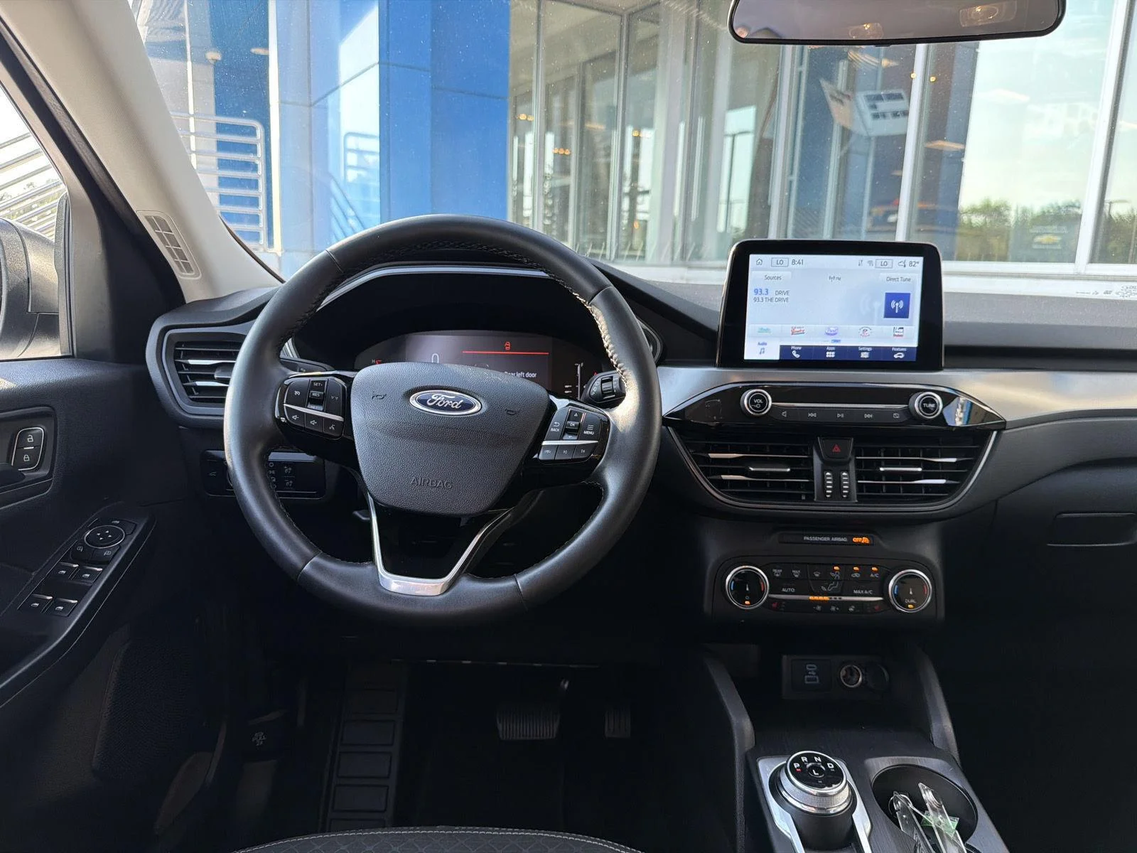 Used 2023 Oxford White Ford Active image 15