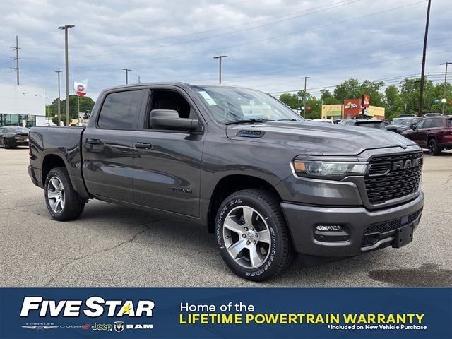 2026 RAM 1500 Express Crew Cab 5'7's photo