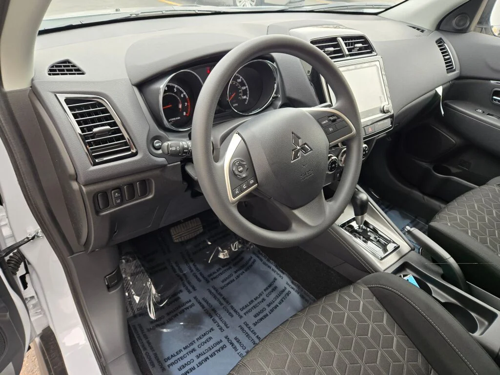Used 2026 White Mitsubishi 2.0 ES image 16
