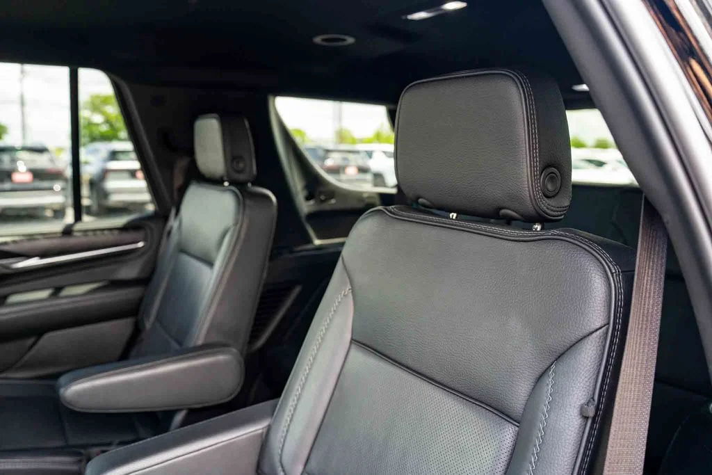 Used 2024 Black GMC Denali image 22