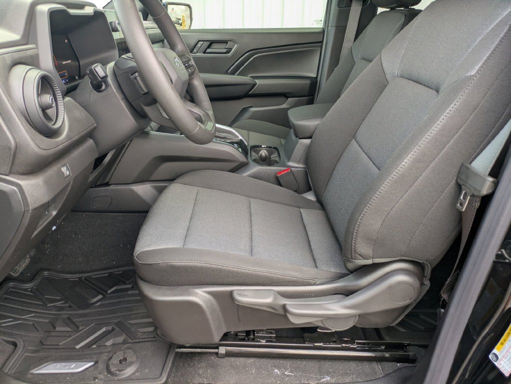 2026 Chevrolet Colorado Trail Boss - Photo 14