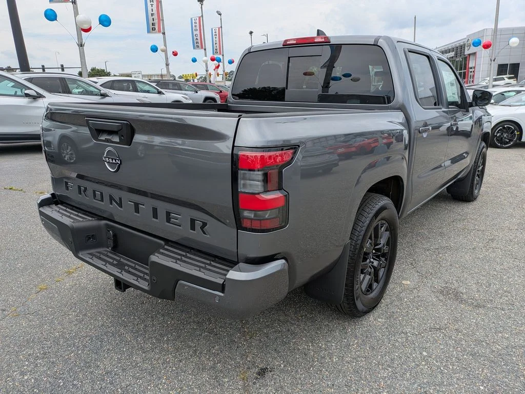 New 2026 Gun Metallic Nissan Crew Cab SV image 4
