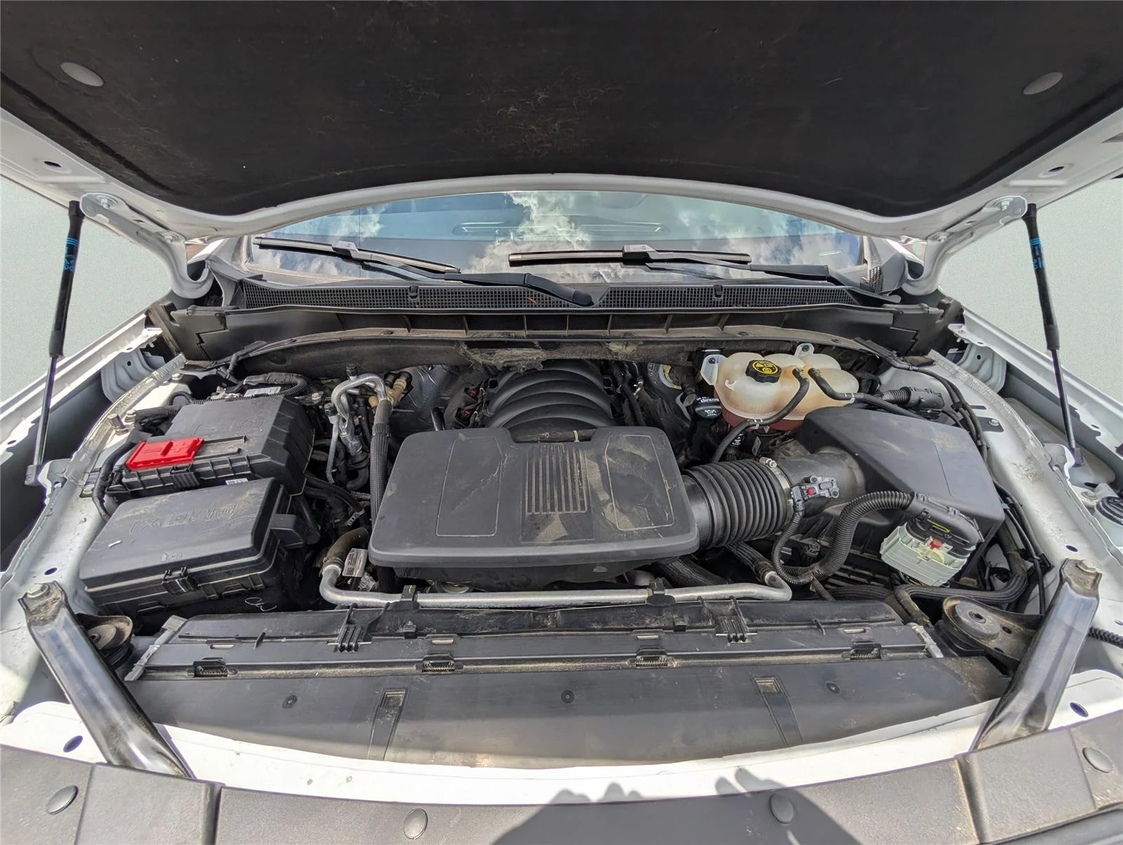 Used 2023 Summit White Chevrolet LS image 30