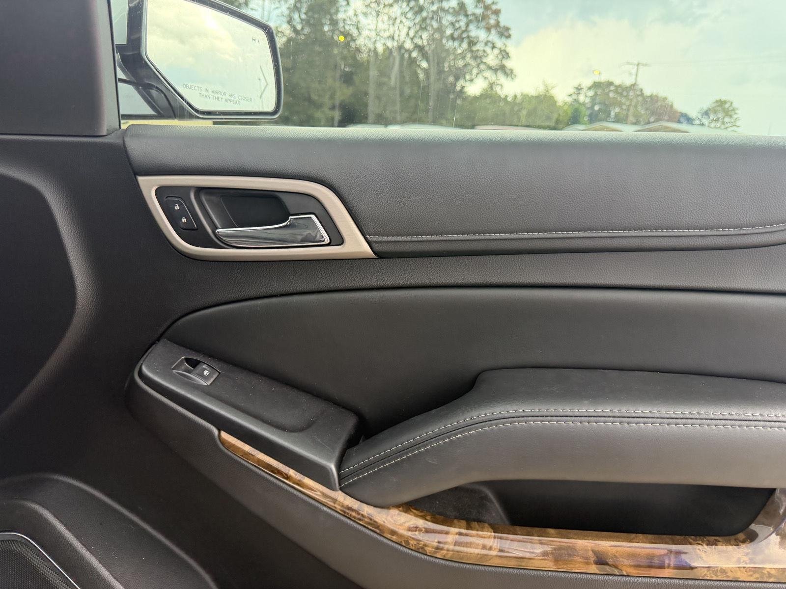 Used 2016 Quicksilver Metallic GMC Denali image 31
