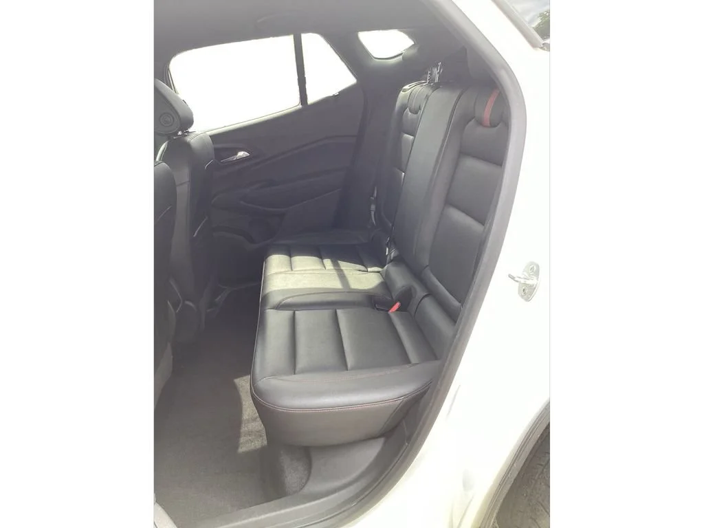 Used 2024 Summit White Chevrolet 2RS image 12