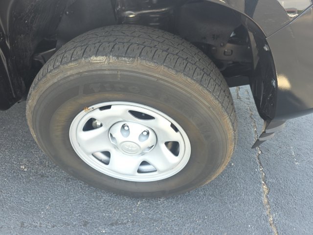 Used 2022 Midnight Black Metallic Toyota SR image 4