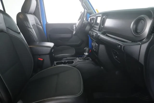 Used 2021 Blue Jeep Freedom image 28