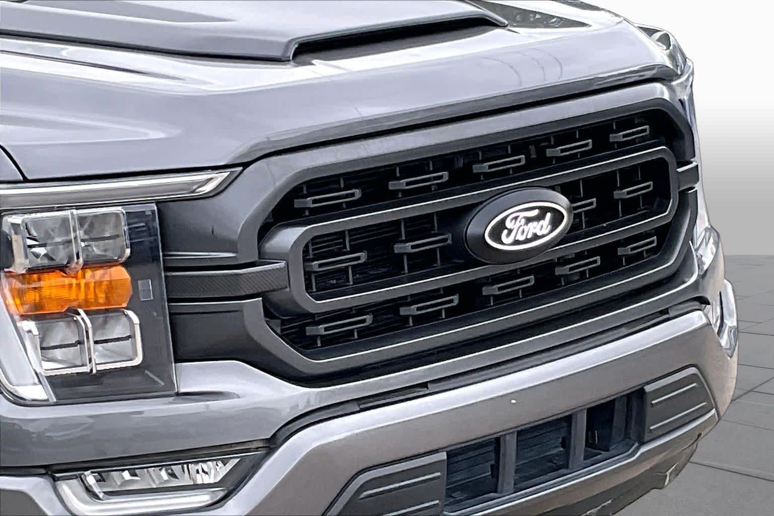 Used 2022 Carbonized Gray Ford XLT image 26