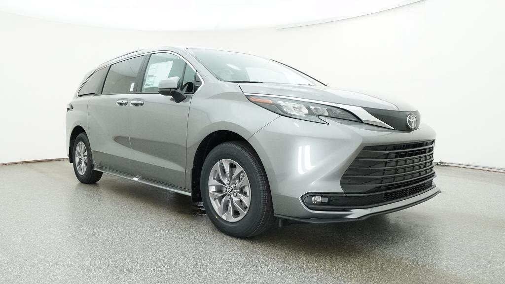 New 2026 Heavy Metal Toyota XLE image 9