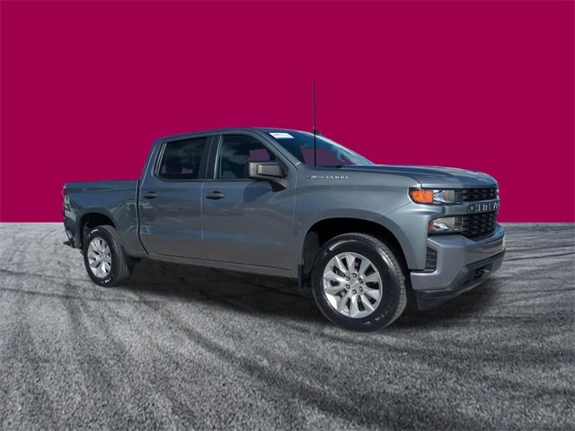 2022 Chevrolet Silverado 1500 Custom photo 2