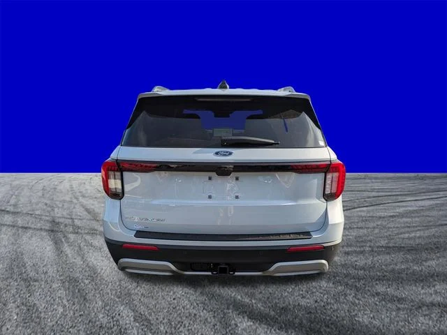 New 2026 White Ford Platinum image 5
