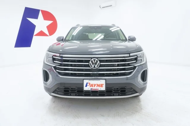 New 2026 Pure Gray Volkswagen 2.0T SE w/Technology image 2