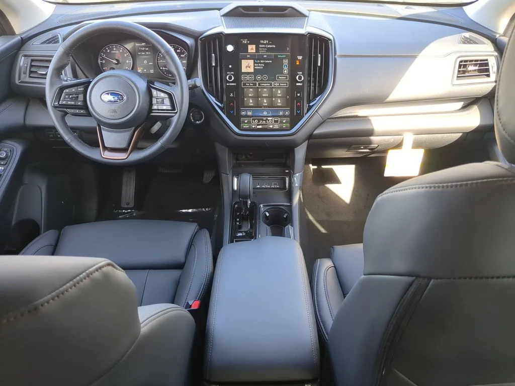 New 2026 CRYSTAL WHITE PEARL Subaru Limited Bronze Edition 7-Passenger image 13
