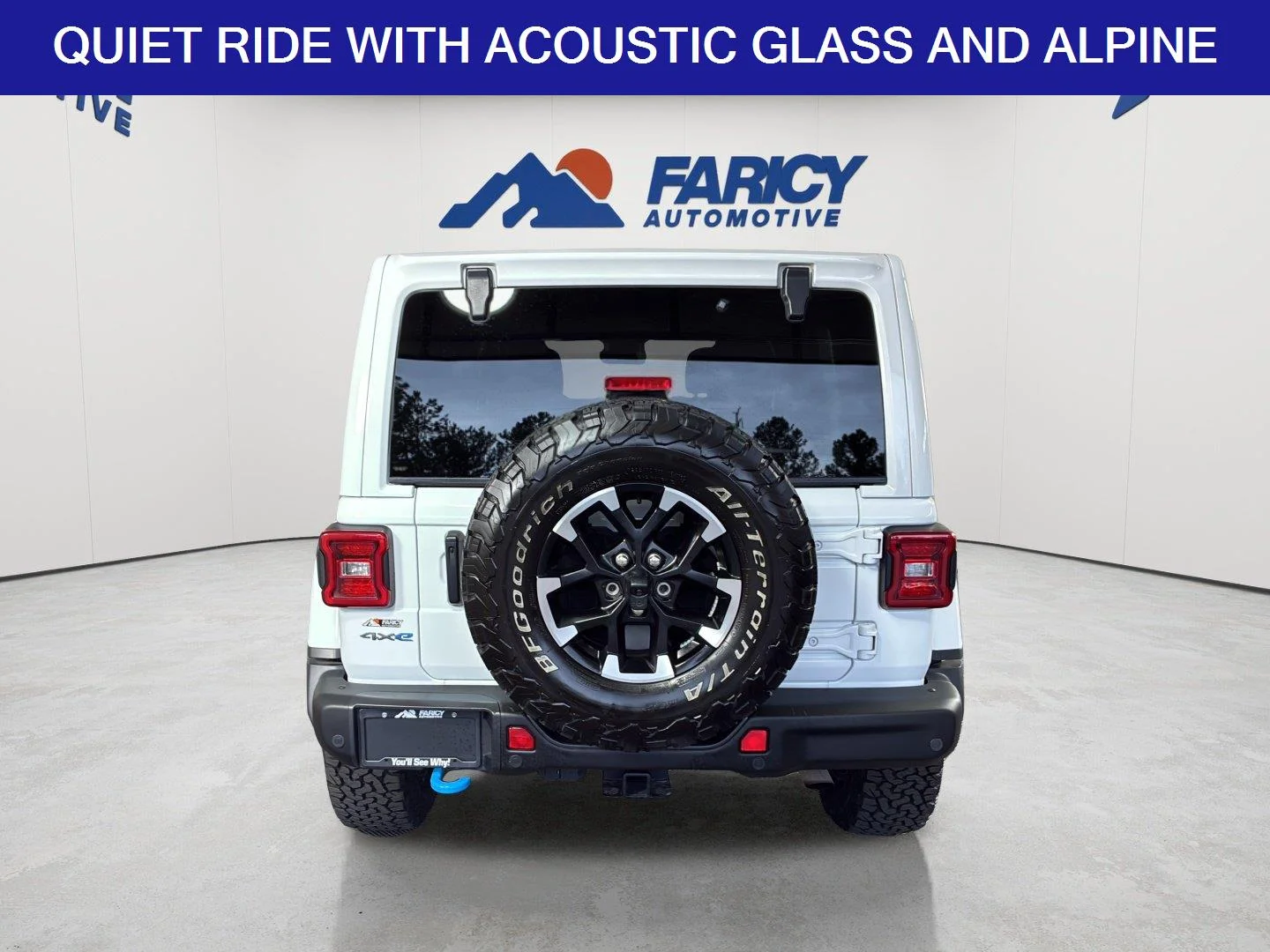 Used 2024 Bright White Clearcoat Jeep Rubicon X image 6