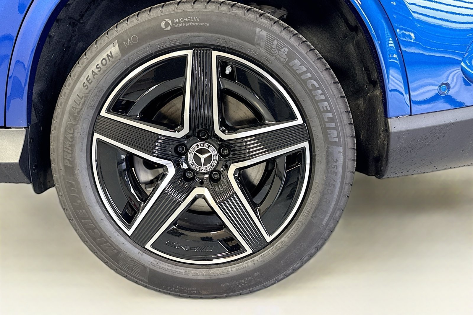 New 2026 Starling Blue Metallic Mercedes-Benz GLC 300 image 9