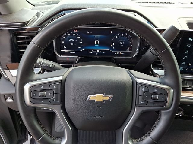 Used 2024 Gray Chevrolet LT image 19