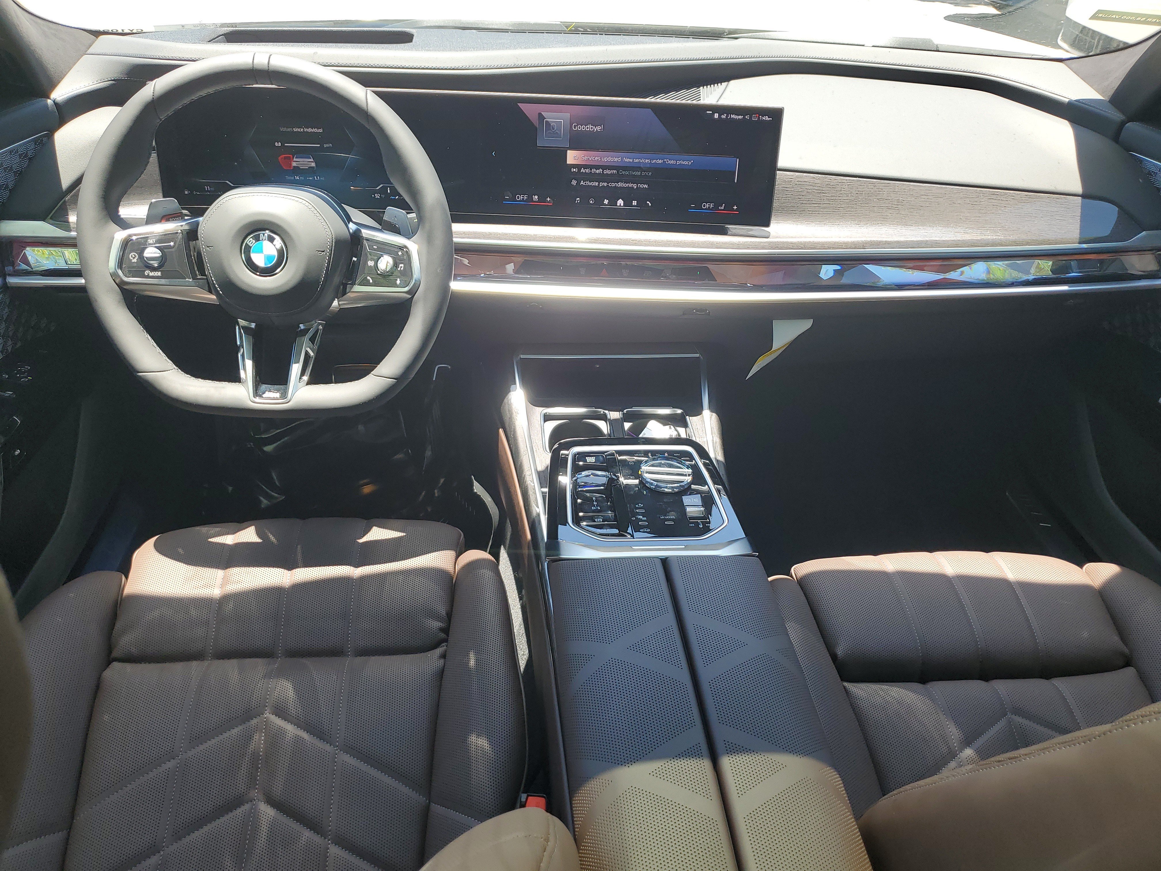 New 2026 Mineral White Metallic BMW 760i xDrive image 13