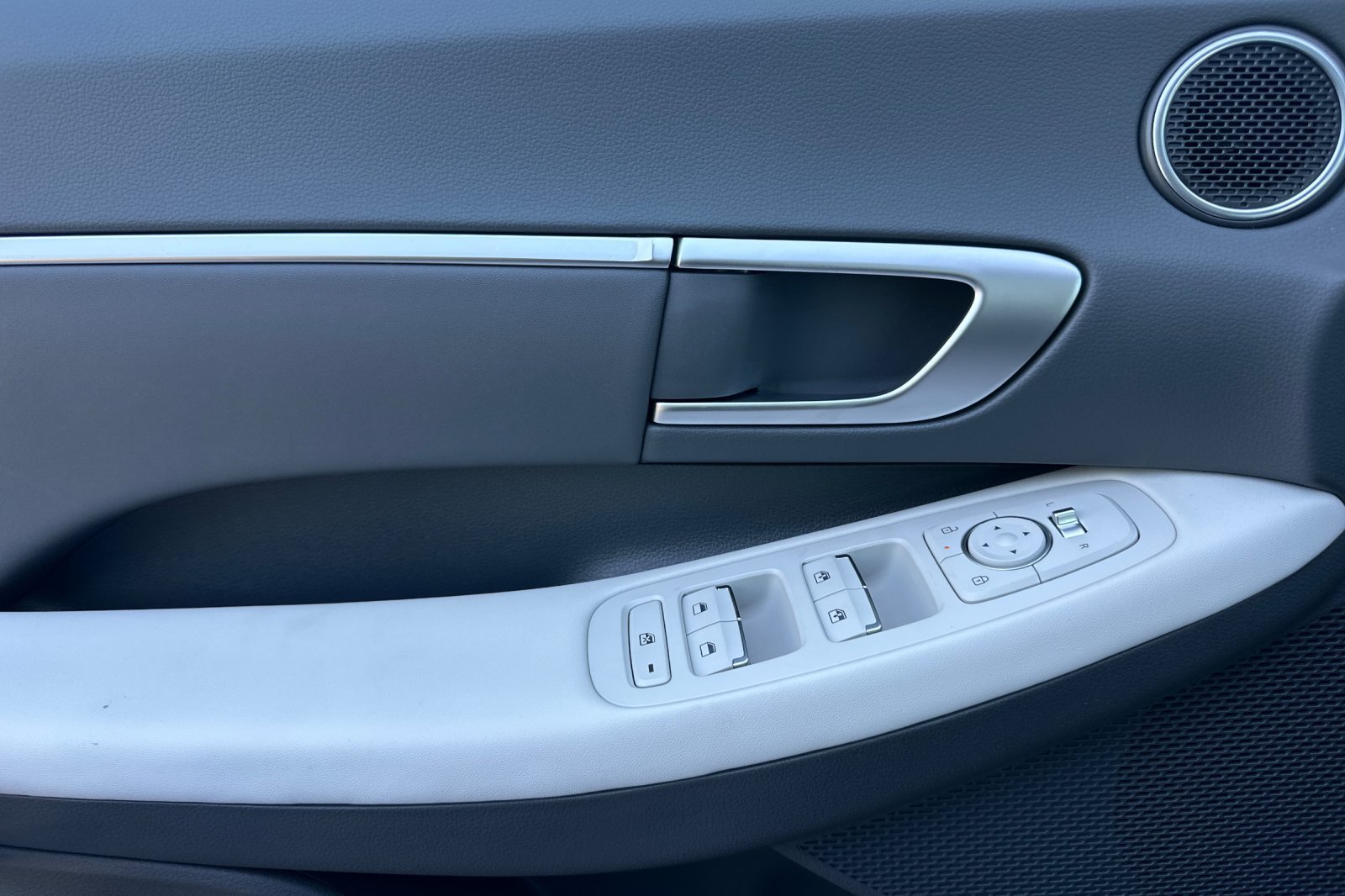 New 2026 Portofino Gray Hyundai SEL Sport image 38