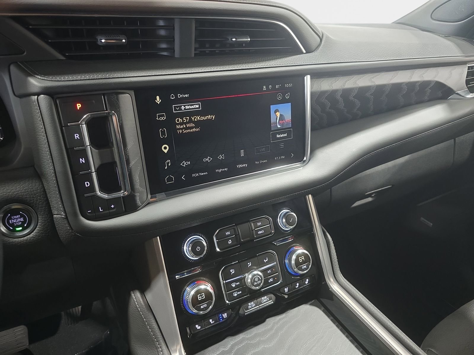 Used 2024 Silver GMC Denali image 18