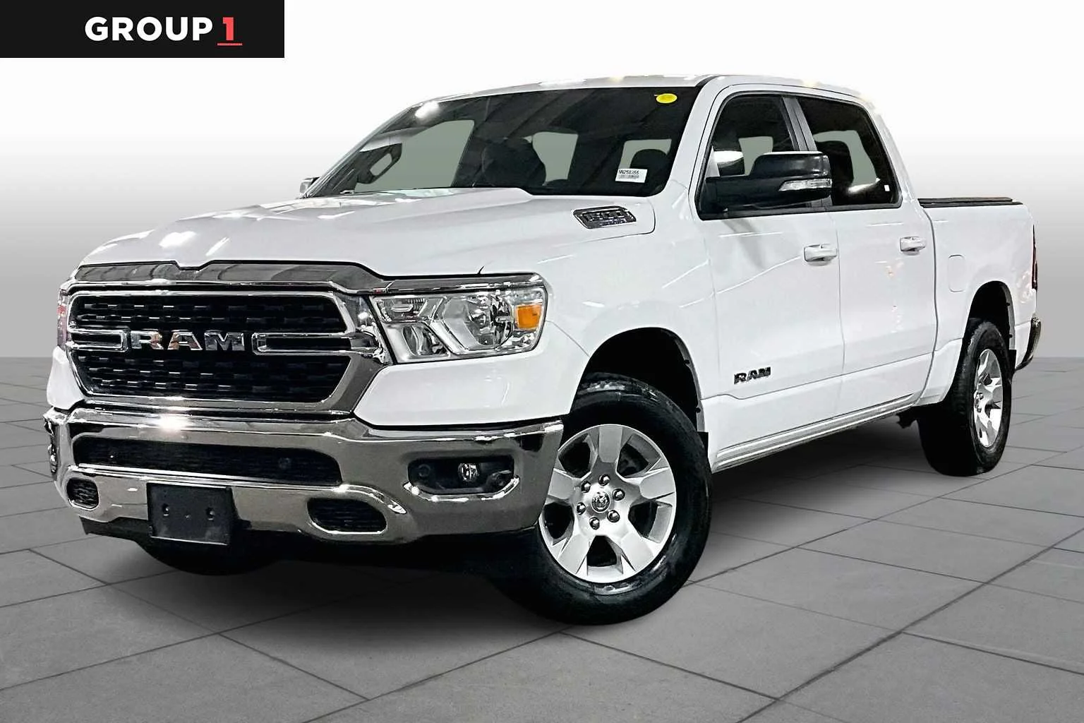 2022 RAM 1500 Big Horn/Lone Star 4x4 Crew Cab 5'7's photo