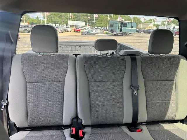 Used 2020 Black Metallic Ford  image 9